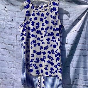 Sleeveless top by CAbI, blue and cream, floral front stripe back, sz M